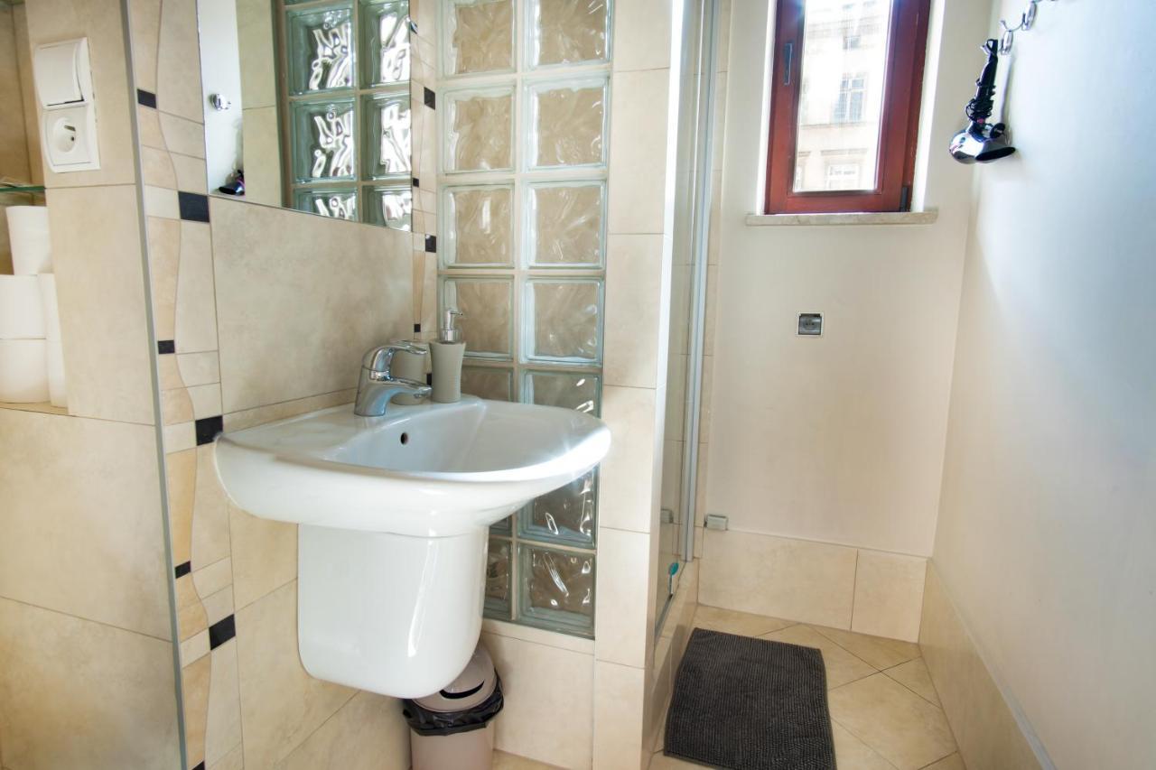 Klimatyczny Apartament Przy Rynku Βρότσλαβ Εξωτερικό φωτογραφία